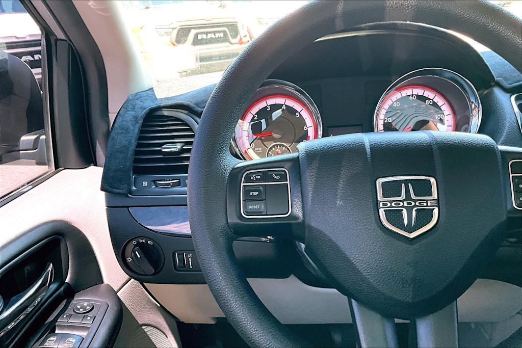 Thumbnail: 2018 Dodge Grand Caravan - 26