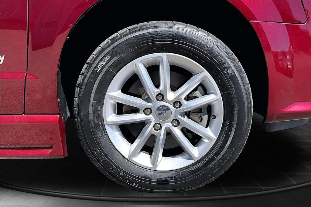 Thumbnail: 2019 Dodge Grand Caravan - 33