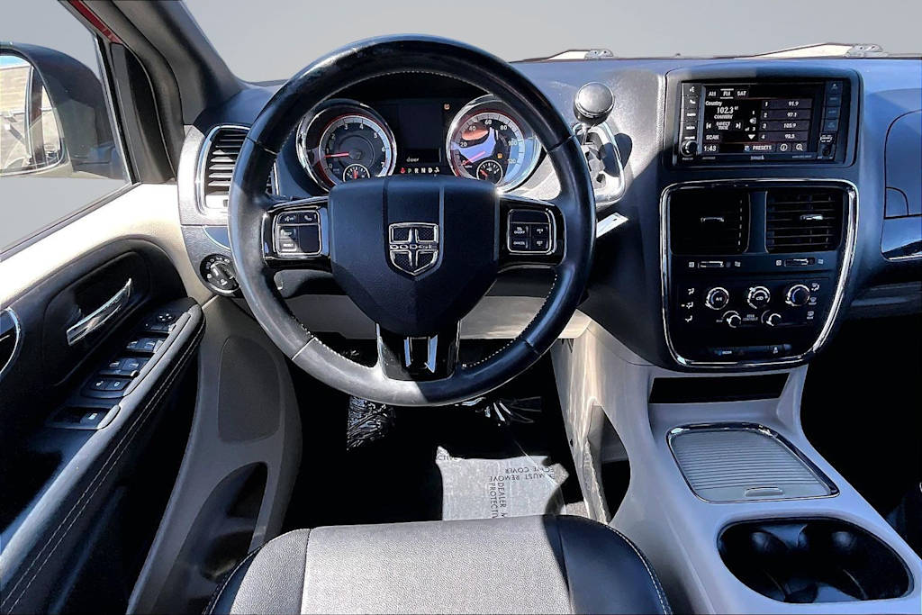 Thumbnail: 2019 Dodge Grand Caravan - 13