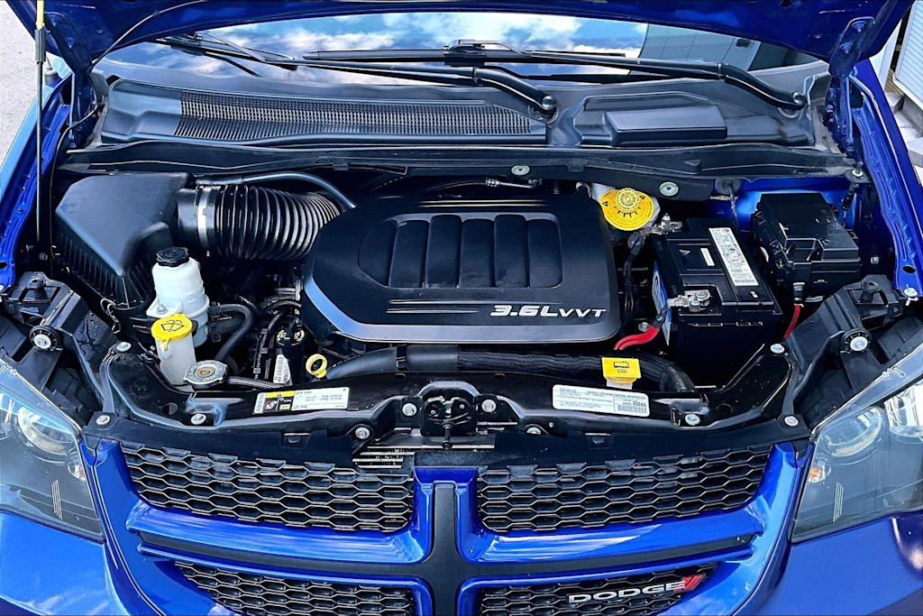 Thumbnail: 2019 Dodge Grand Caravan - 9