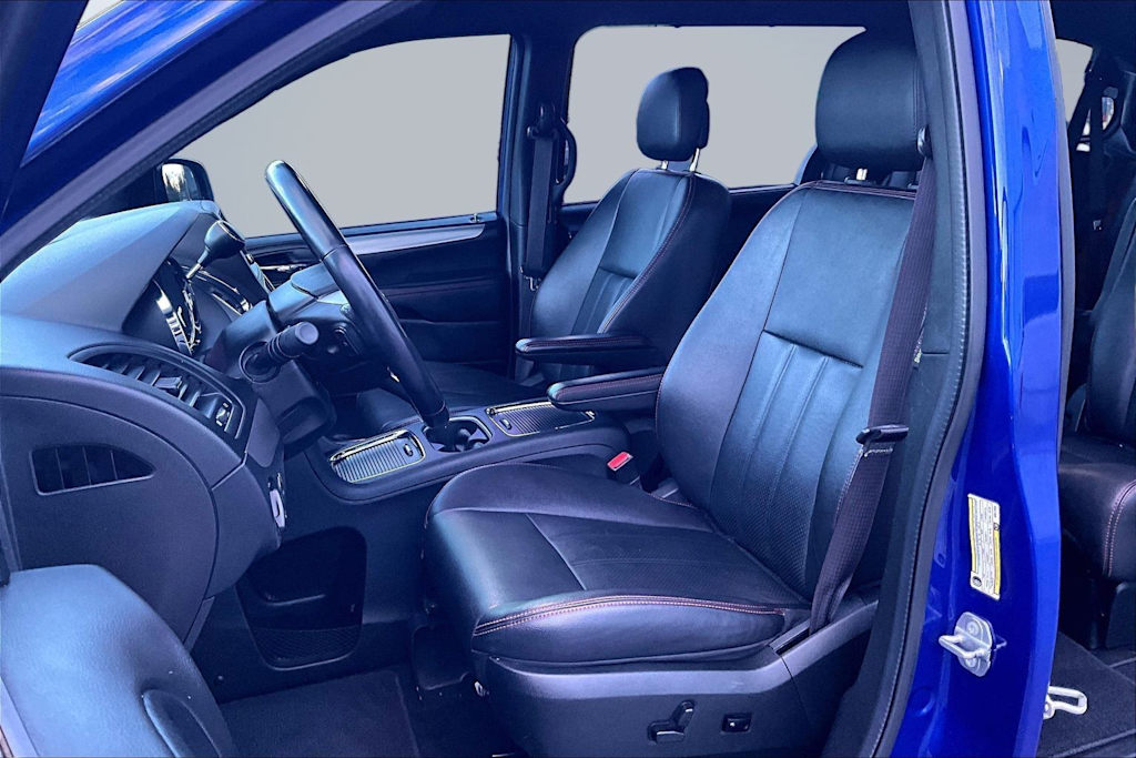 Thumbnail: 2019 Dodge Grand Caravan - 11