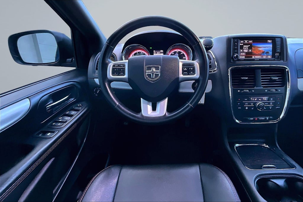 Thumbnail: 2019 Dodge Grand Caravan - 14