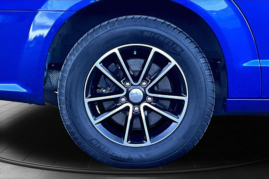 Thumbnail: 2019 Dodge Grand Caravan - 36