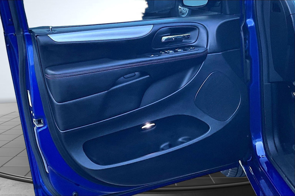 Thumbnail: 2019 Dodge Grand Caravan - 28