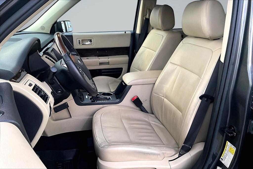 Thumbnail: 2017 Ford Flex - 10