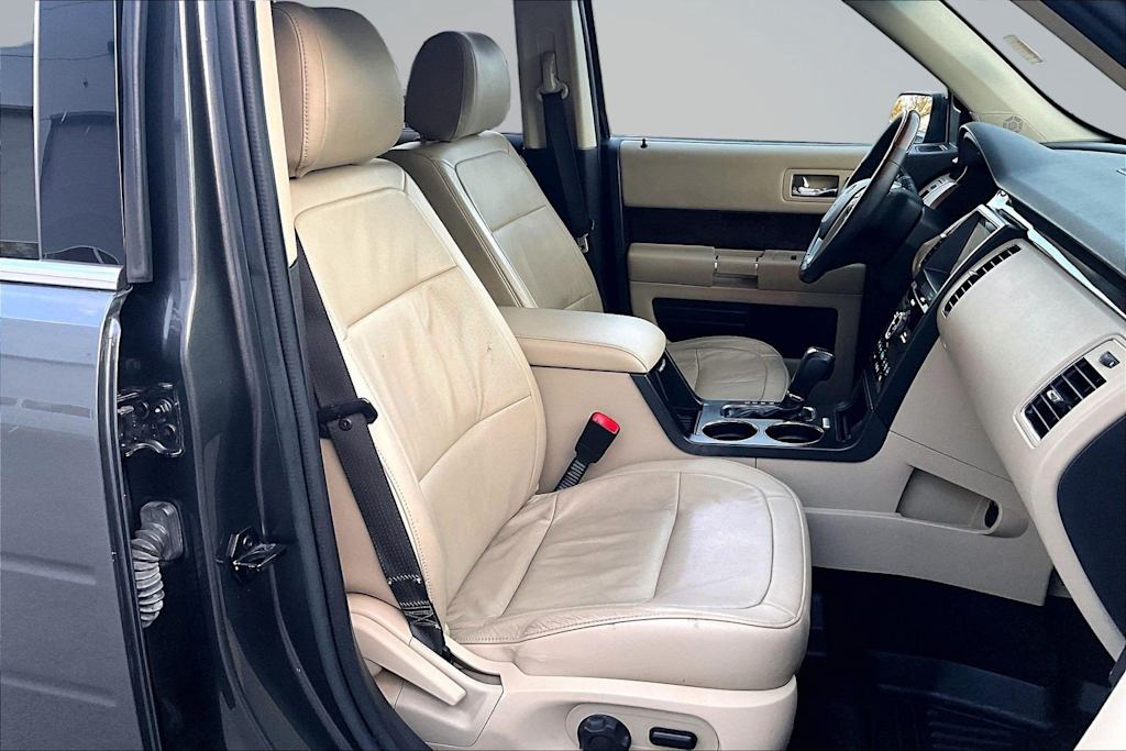 Thumbnail: 2017 Ford Flex - 11