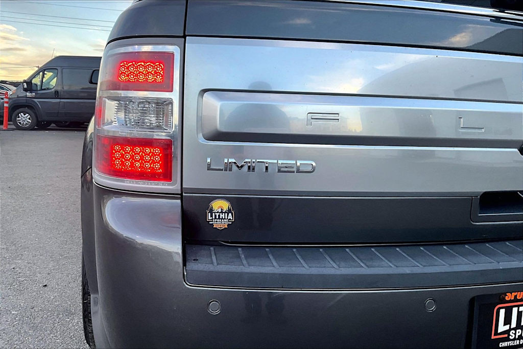 Thumbnail: 2017 Ford Flex - 20