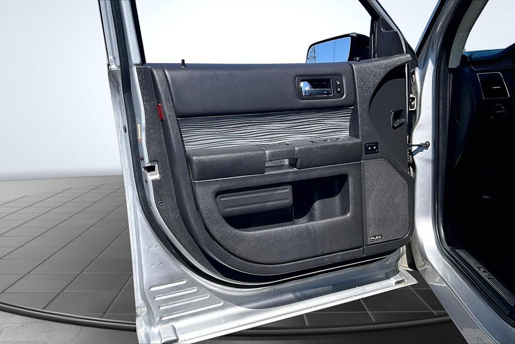 Thumbnail: 2019 Ford Flex - 28