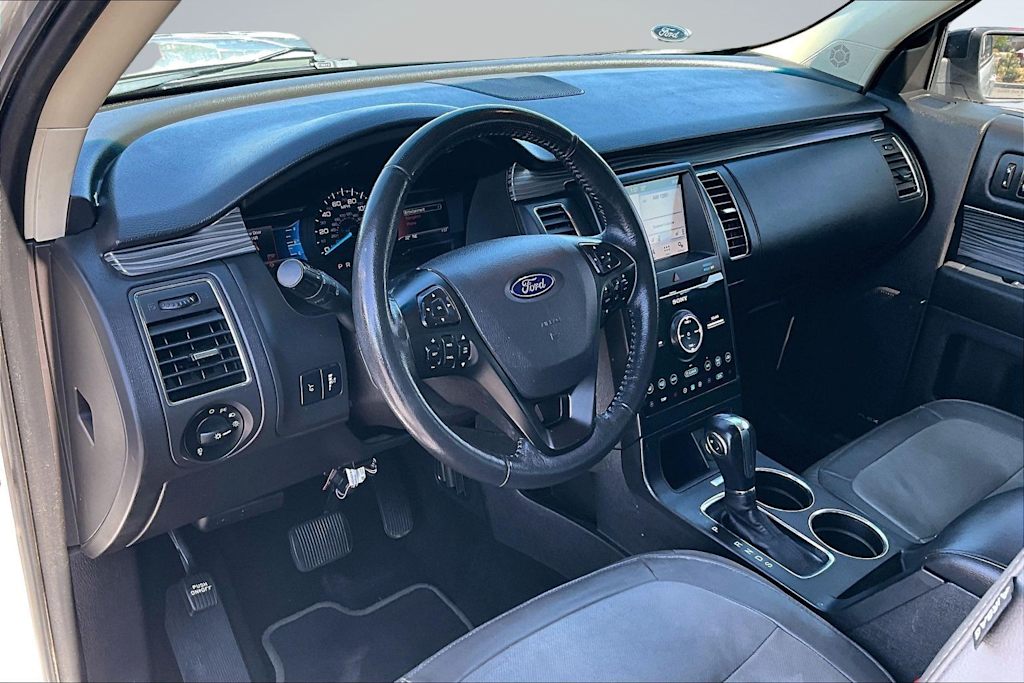 Thumbnail: 2019 Ford Flex - 2