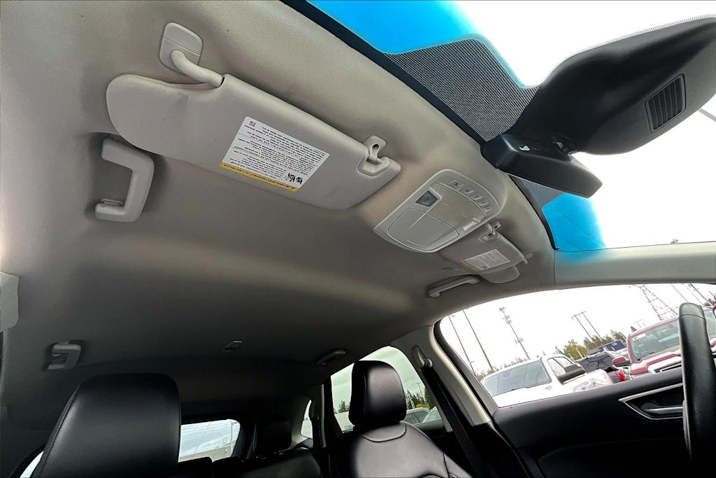 Thumbnail: 2022 Ford Edge - 30