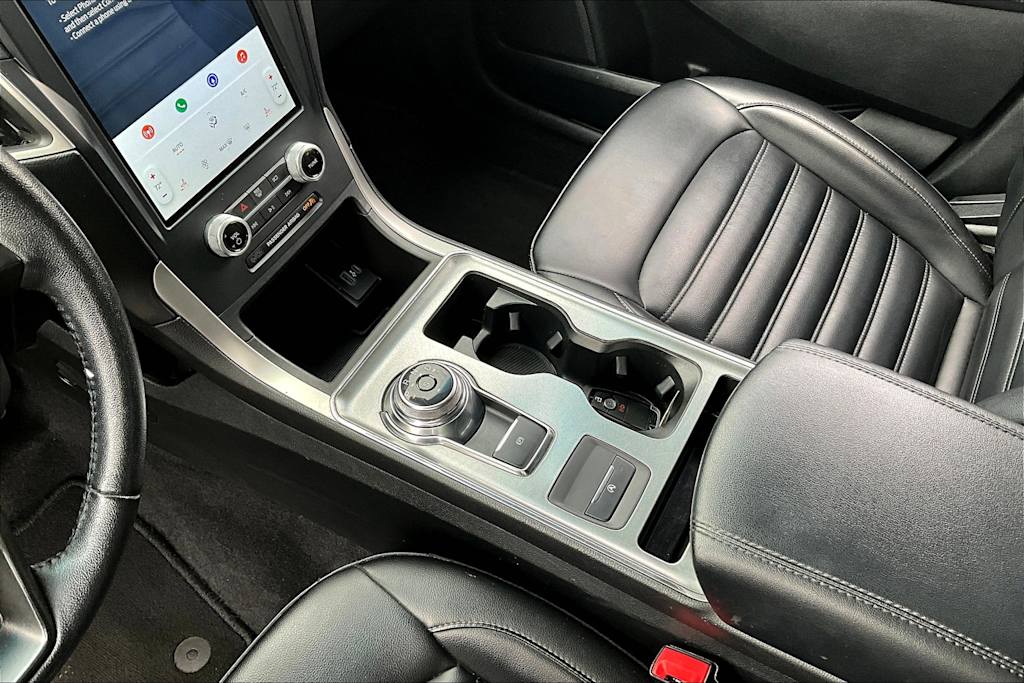 Thumbnail: 2022 Ford Edge - 17