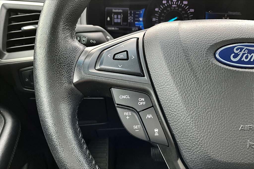 Thumbnail: 2022 Ford Edge - 26