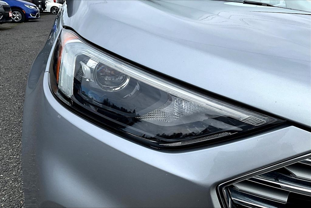 Thumbnail: 2022 Ford Edge - 31