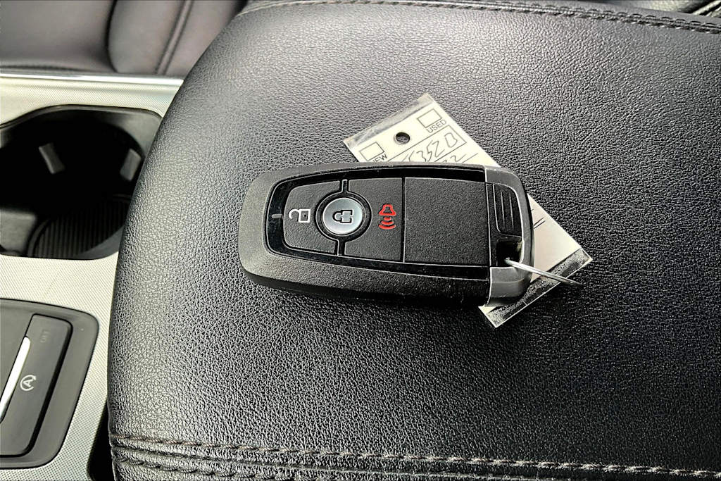 Thumbnail: 2022 Ford Edge - 20