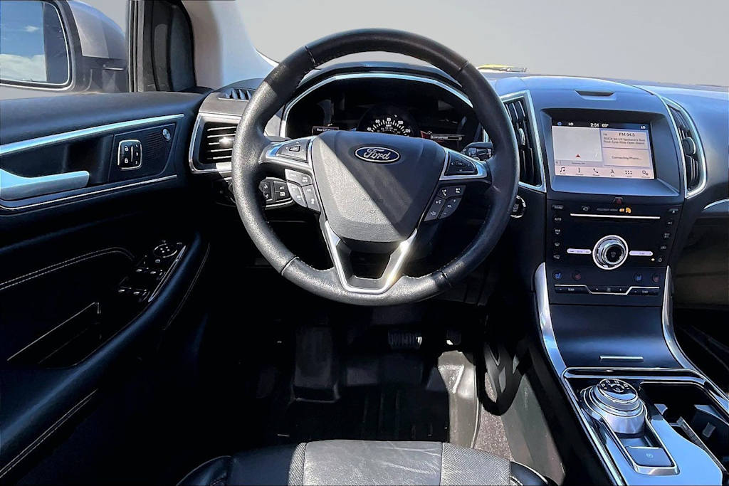 Thumbnail: 2019 Ford Edge - 13