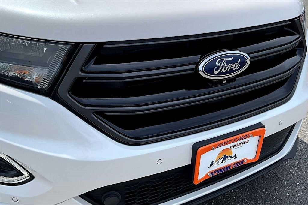 Thumbnail: 2015 Ford Edge - 30