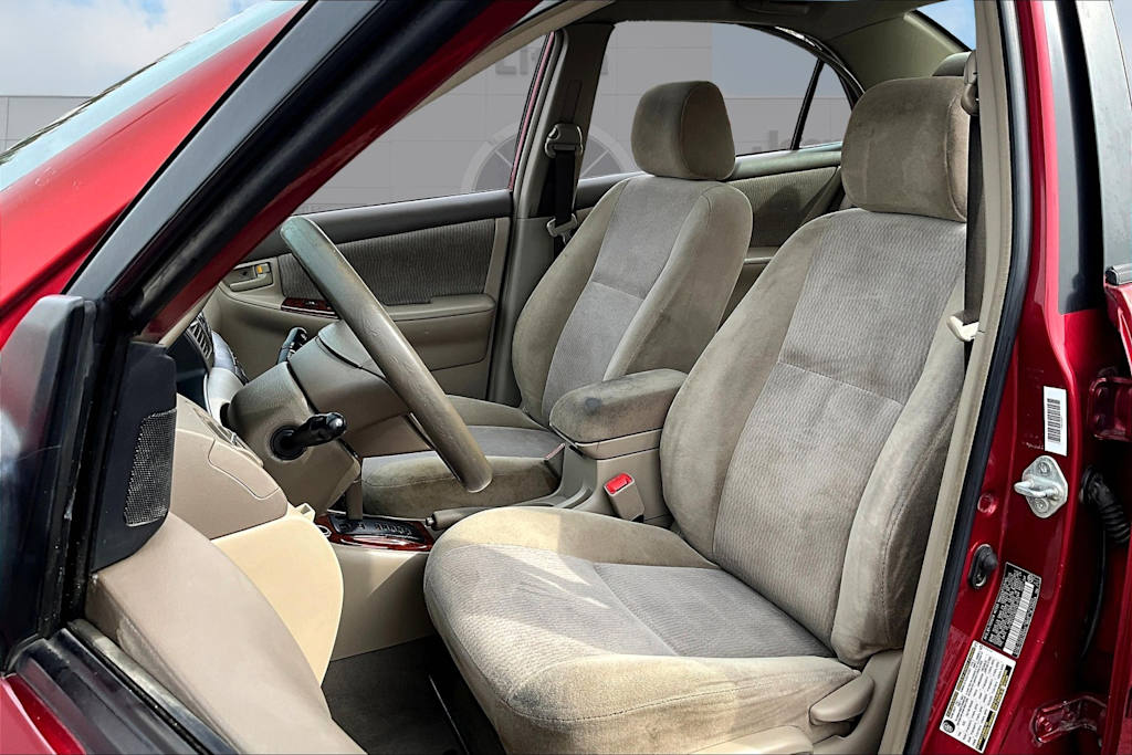 2006 Toyota Corolla CE 11