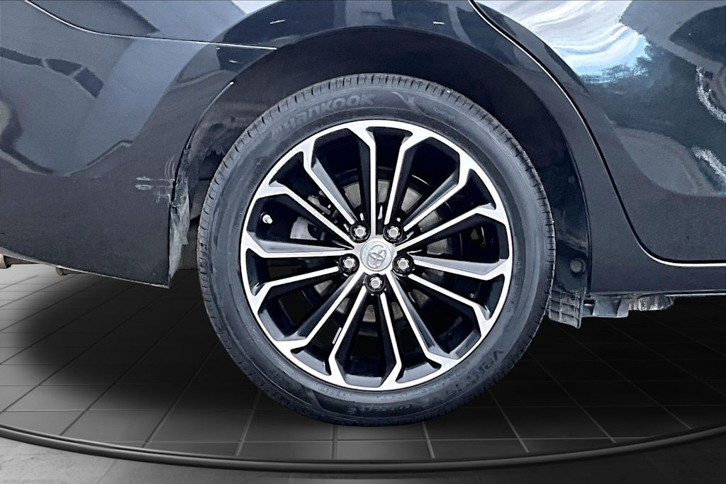 Thumbnail: 2016 Toyota Corolla - 36