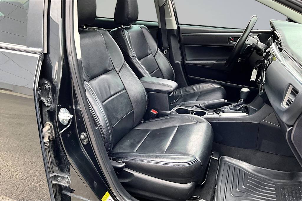 Thumbnail: 2016 Toyota Corolla - 11