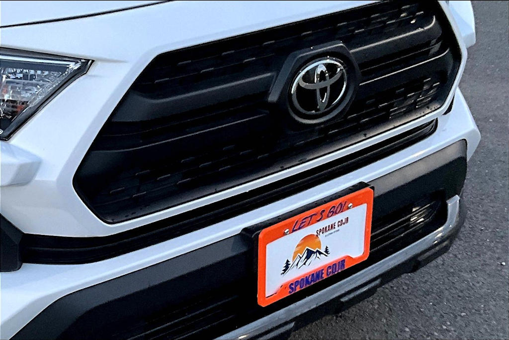 Thumbnail: 2020 Toyota RAV4 - 33