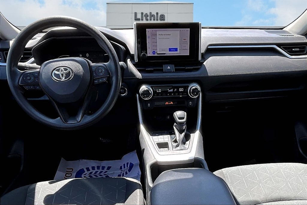 Thumbnail: 2023 Toyota RAV4 - 10