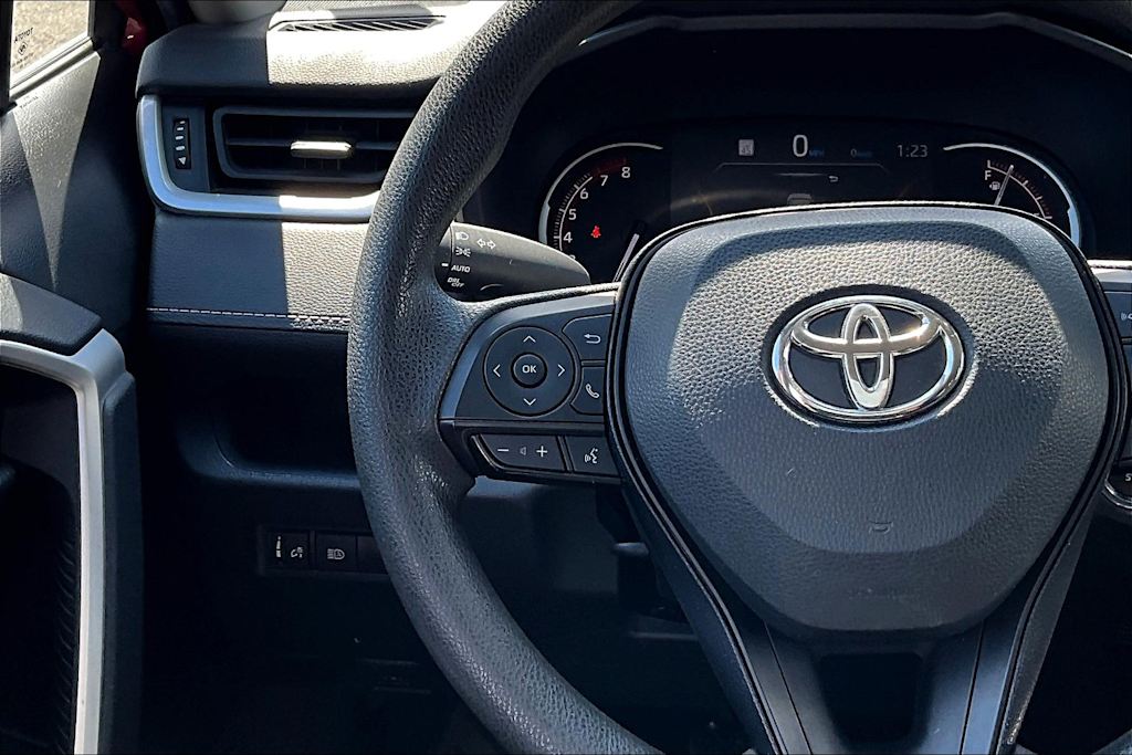 Thumbnail: 2023 Toyota RAV4 - 26