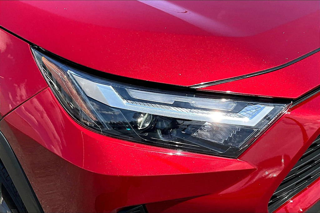 Thumbnail: 2023 Toyota RAV4 - 31