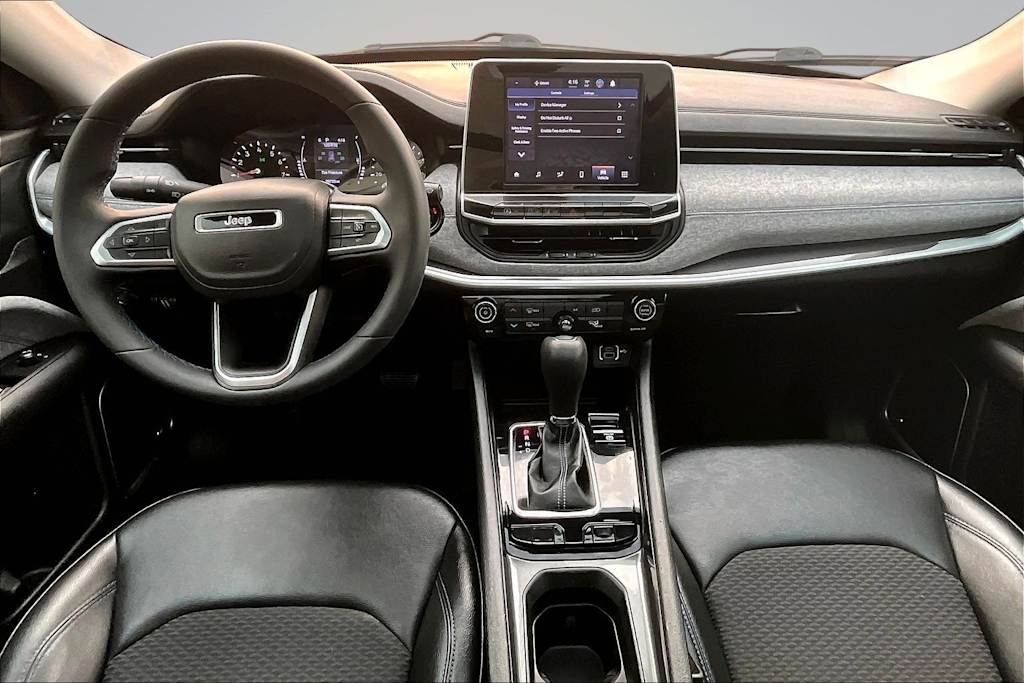Thumbnail: 2022 Jeep Compass - 9