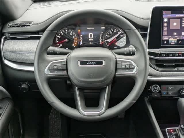 2025 Jeep Compass Sport 10