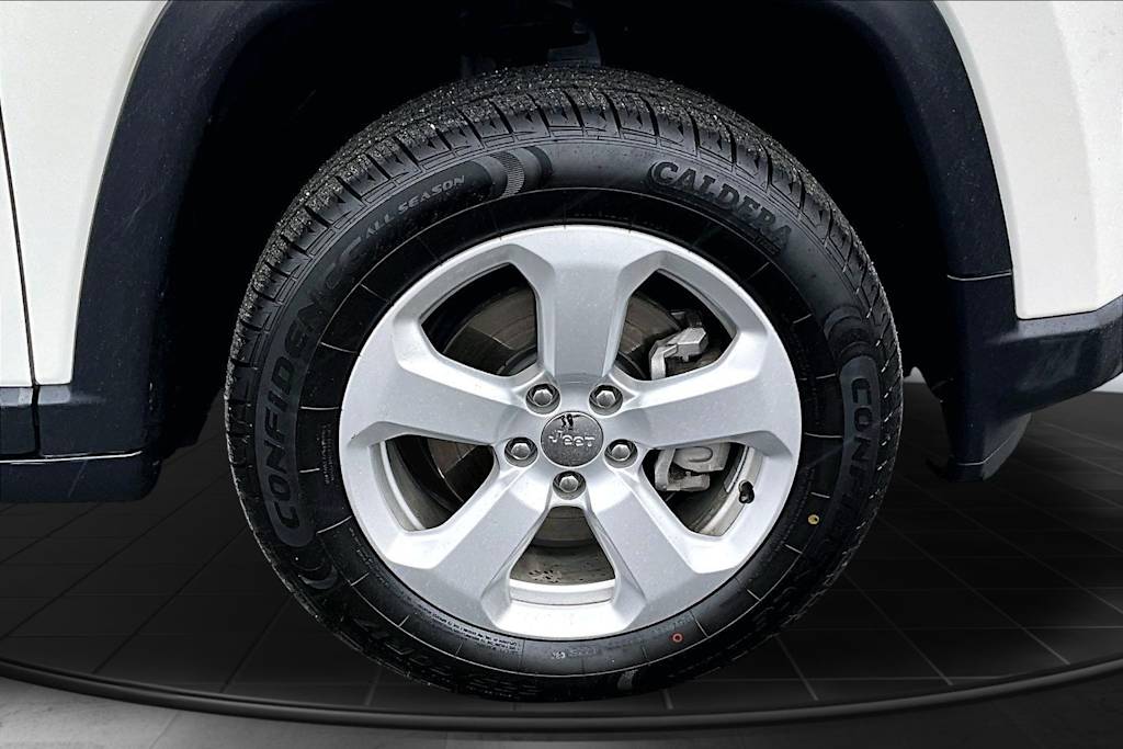 Thumbnail: 2018 Jeep Compass - 34