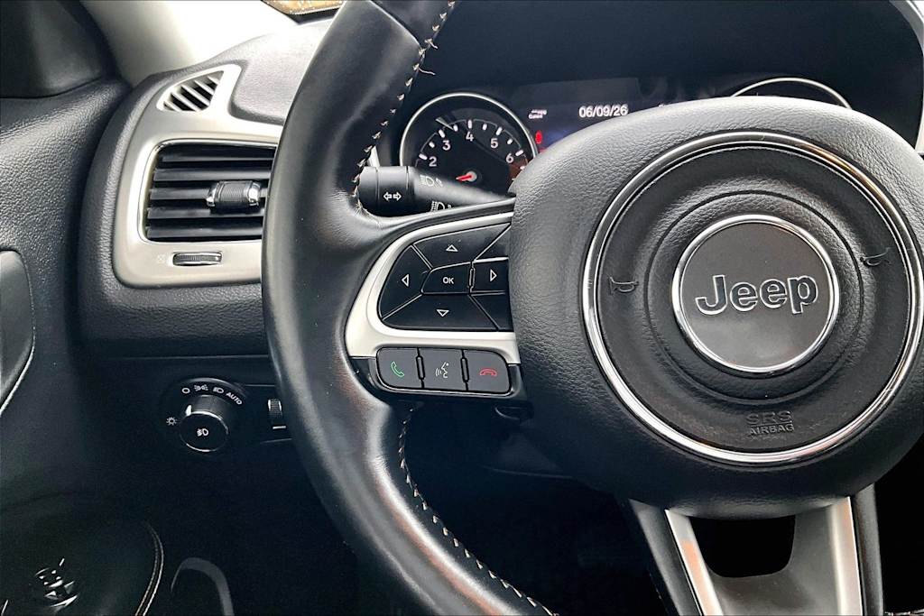 Thumbnail: 2018 Jeep Compass - 25