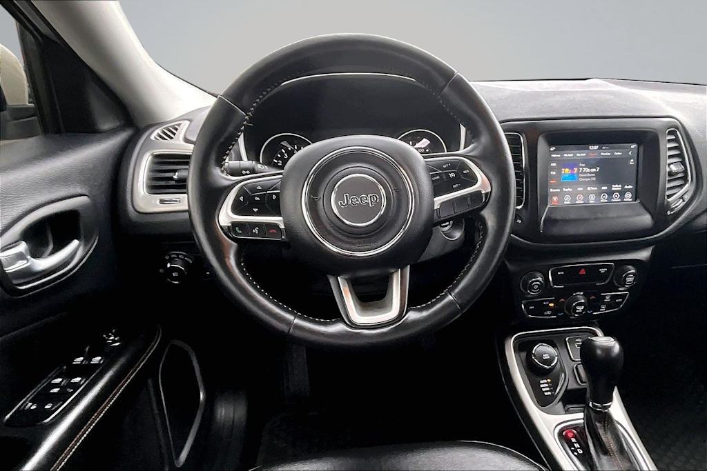 Thumbnail: 2018 Jeep Compass - 14