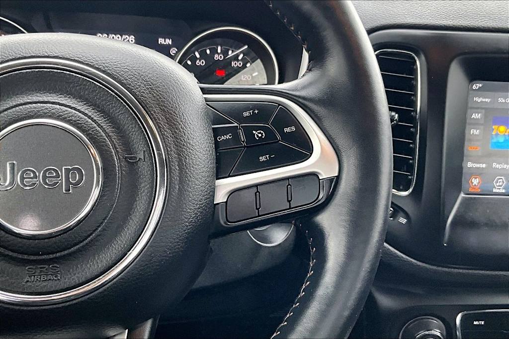 Thumbnail: 2018 Jeep Compass - 26