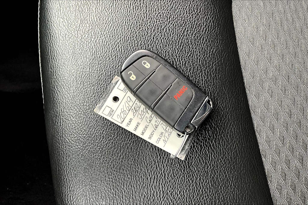 Thumbnail: 2022 Jeep Compass - 20