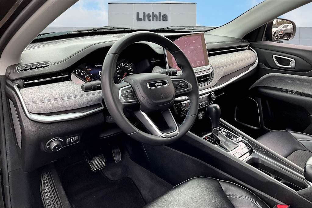 Thumbnail: 2022 Jeep Compass - 2