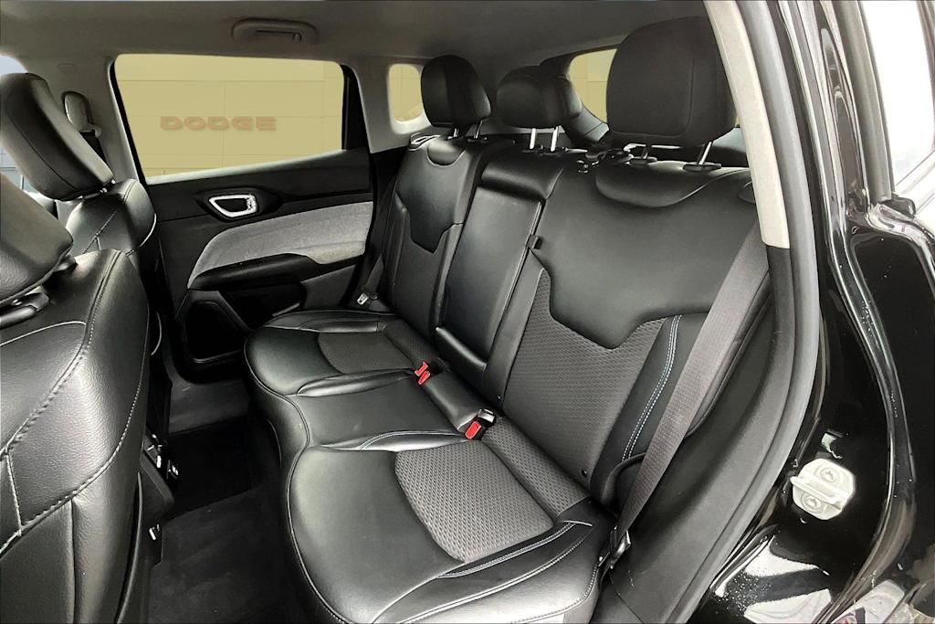 Thumbnail: 2022 Jeep Compass - 22