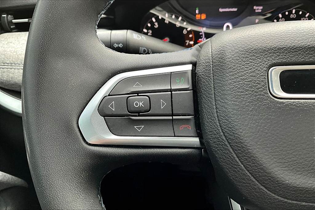 Thumbnail: 2022 Jeep Compass - 26