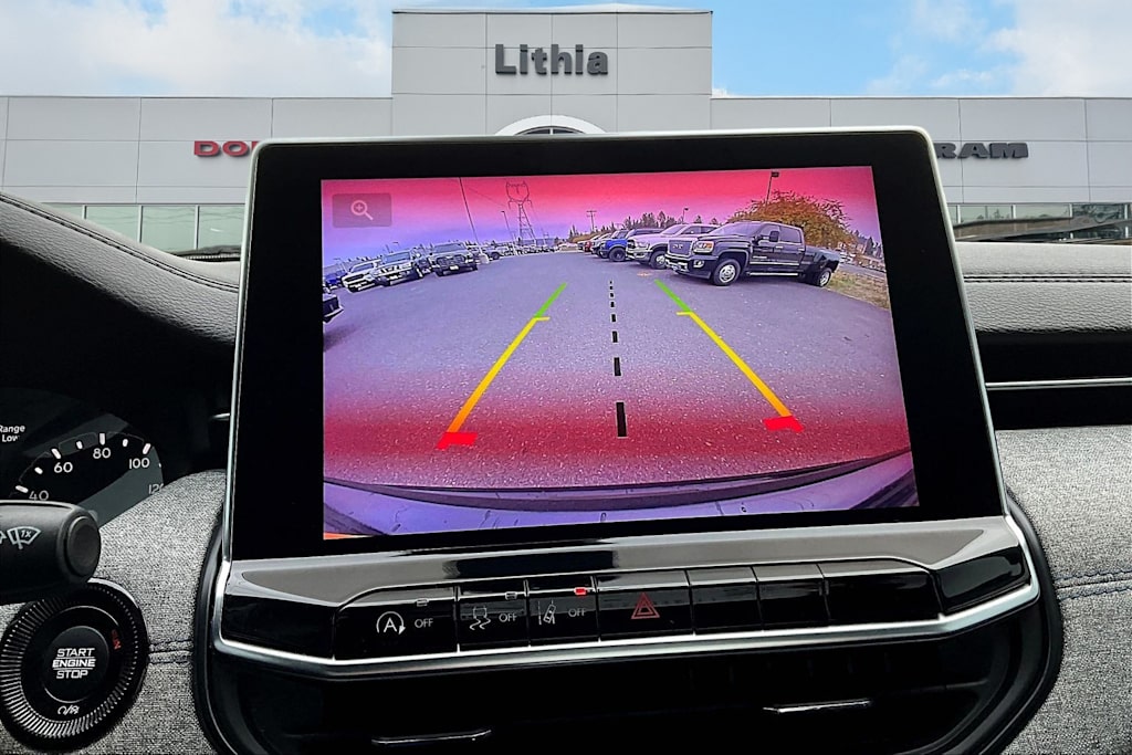 Thumbnail: 2022 Jeep Compass - 16