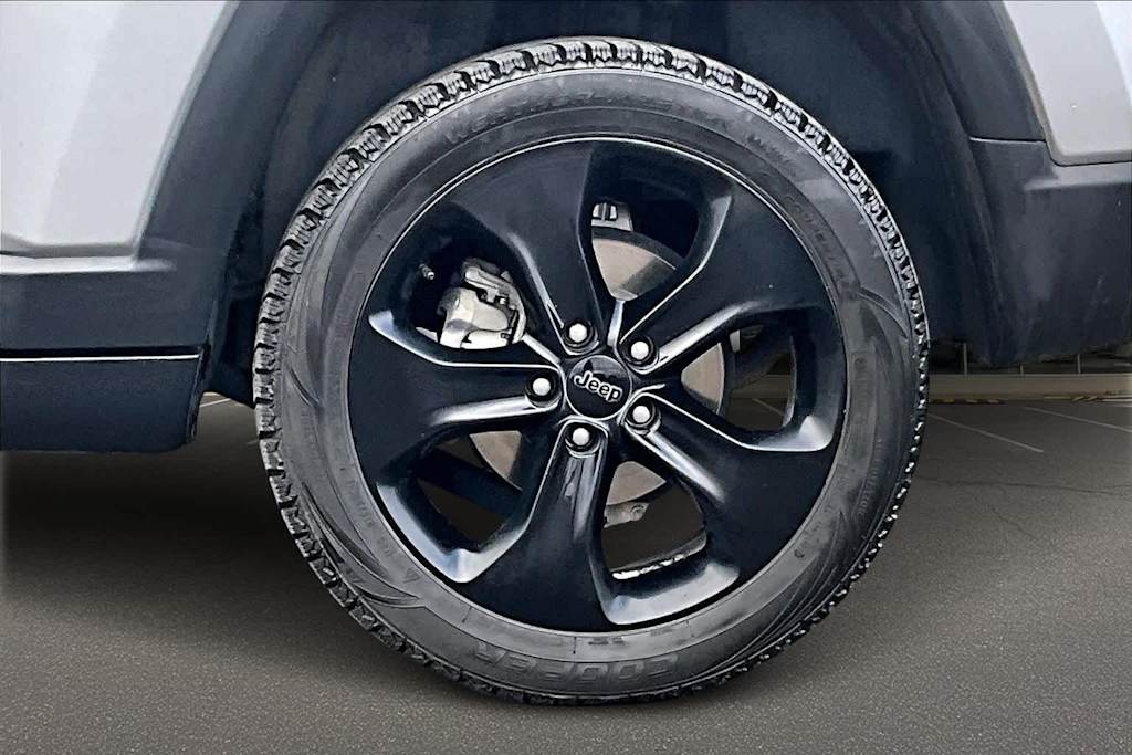 Thumbnail: 2019 Jeep Compass - 37