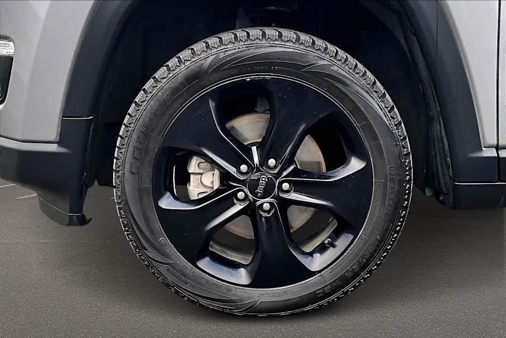 Thumbnail: 2019 Jeep Compass - 8