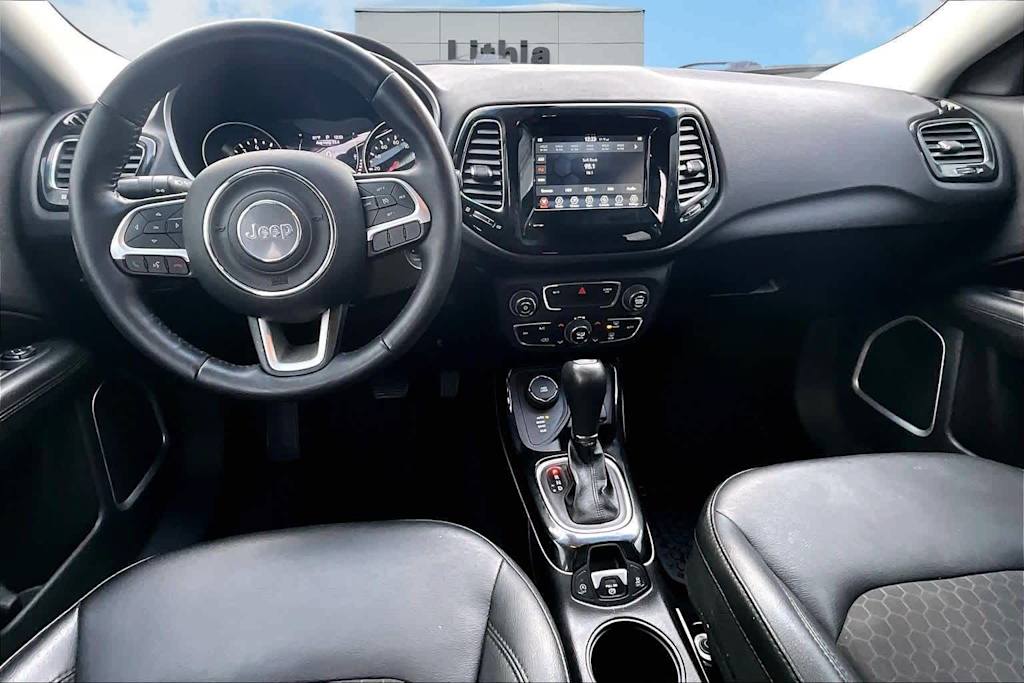 Thumbnail: 2019 Jeep Compass - 10