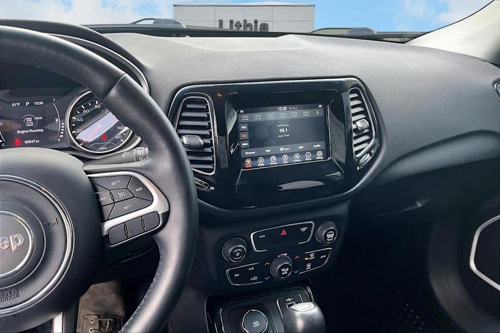 Thumbnail: 2019 Jeep Compass - 15