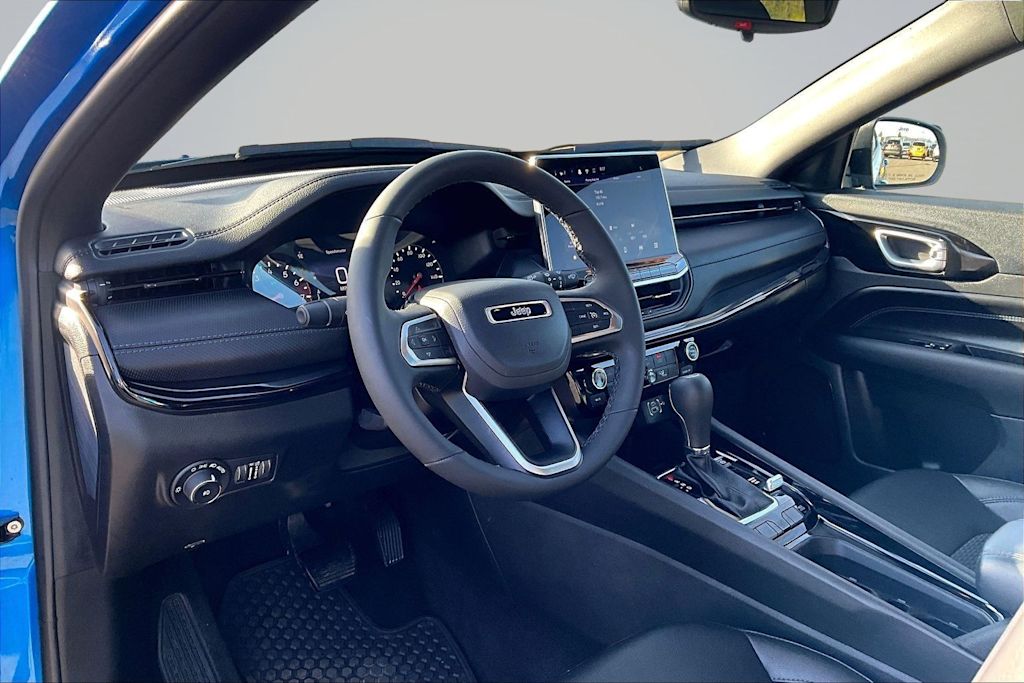 Thumbnail: 2026 Jeep Compass - 2