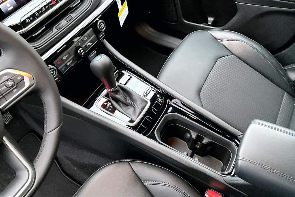 Thumbnail: 2026 Jeep Compass - 16