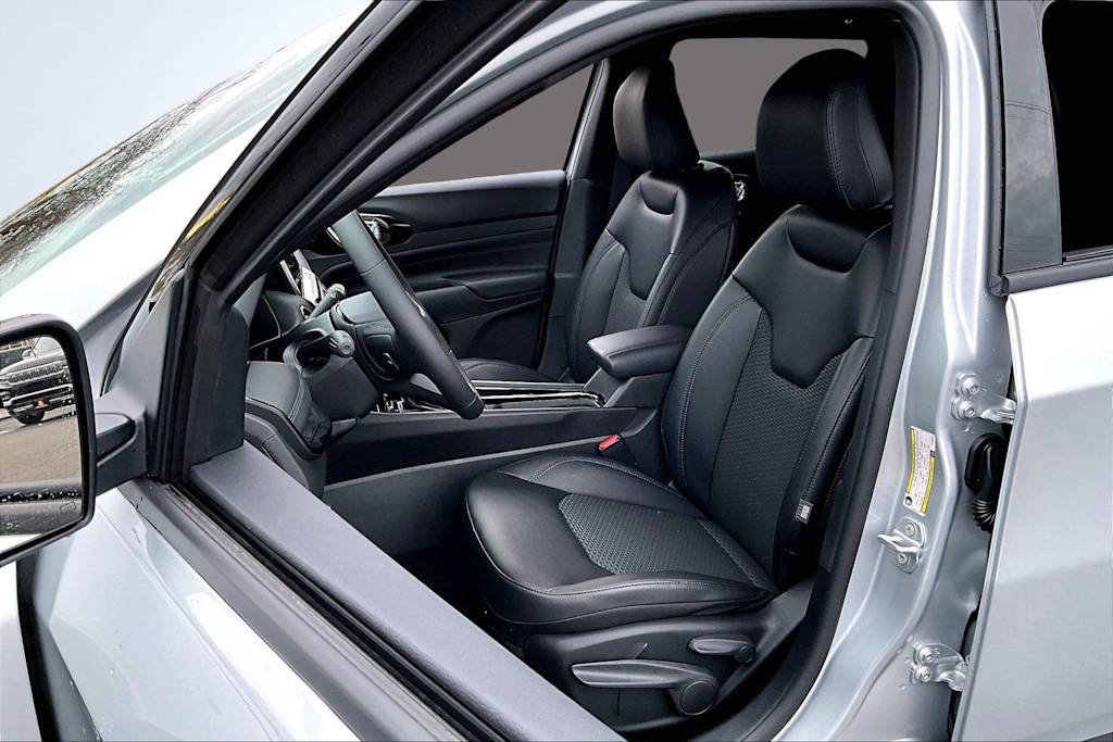 Thumbnail: 2026 Jeep Compass - 11