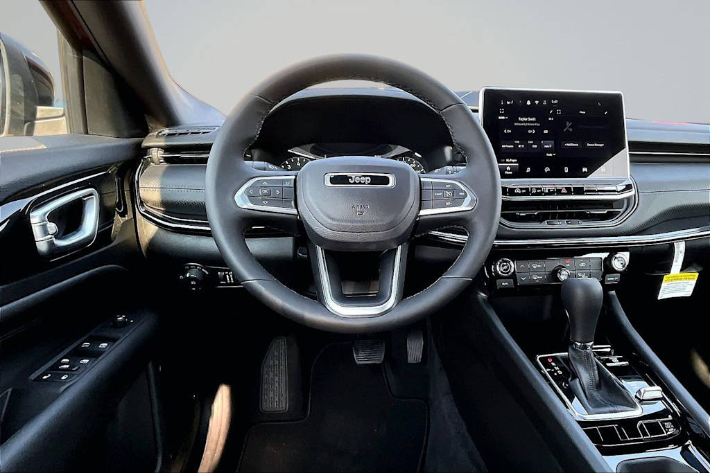Thumbnail: 2026 Jeep Compass - 14