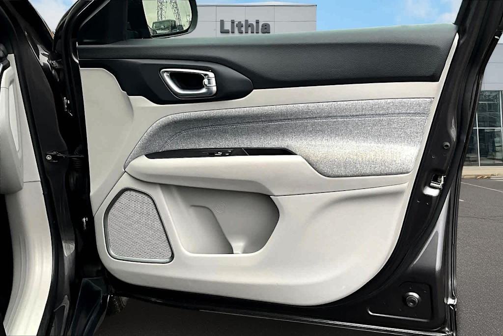 Thumbnail: 2024 Jeep Compass - 30