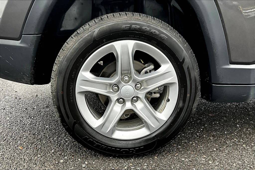 Thumbnail: 2024 Jeep Compass - 36