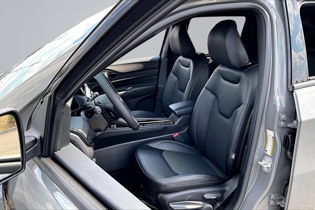 Thumbnail: 2026 Jeep Compass - 11