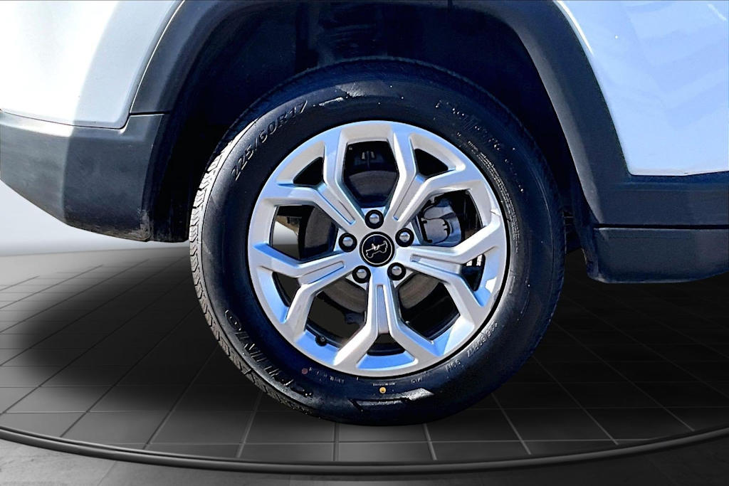 Thumbnail: 2025 Jeep Compass - 35